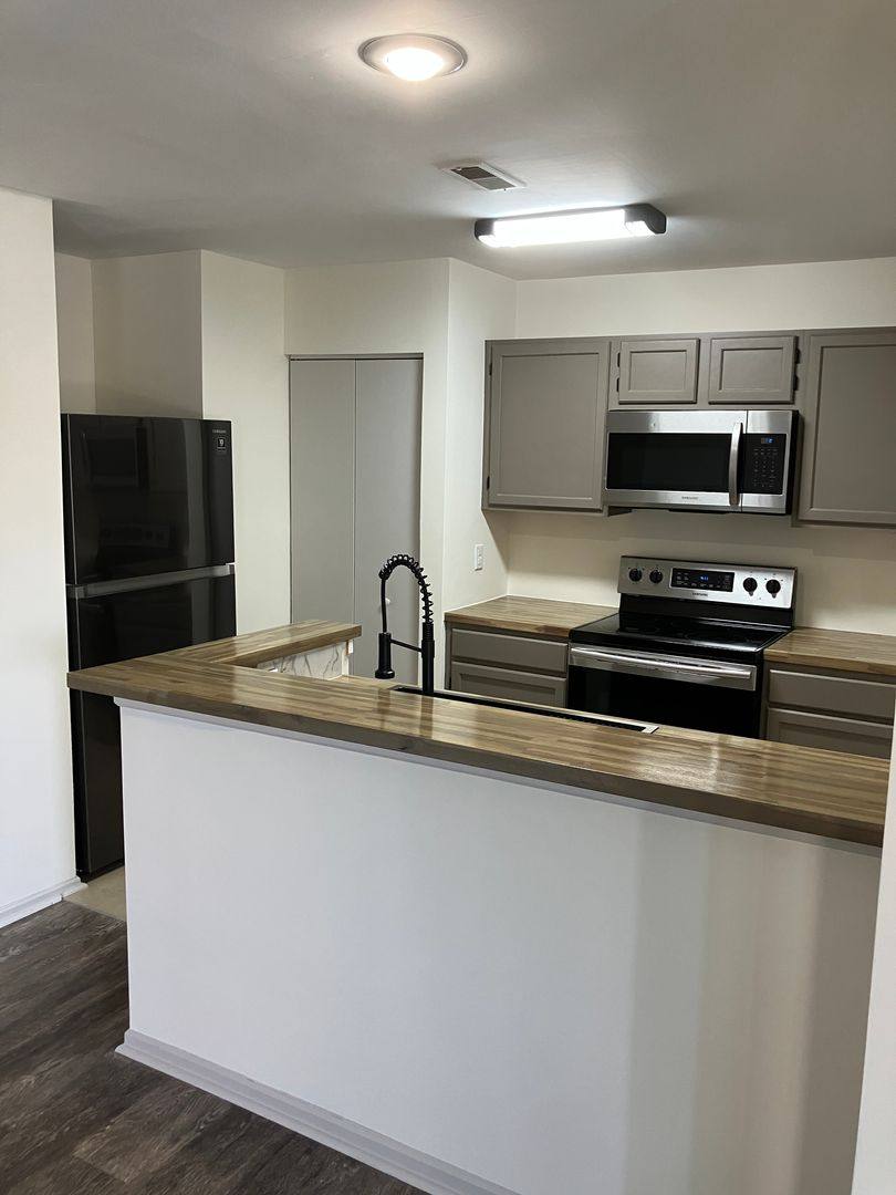 Condo for rent at 18809 Vineyard Point, Cornelius, NC 28031