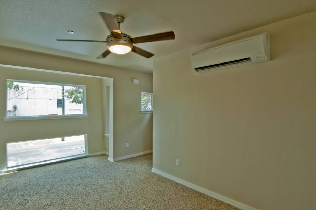 Townhouse for rent at 840 W 6th St, Chico, CA 95928