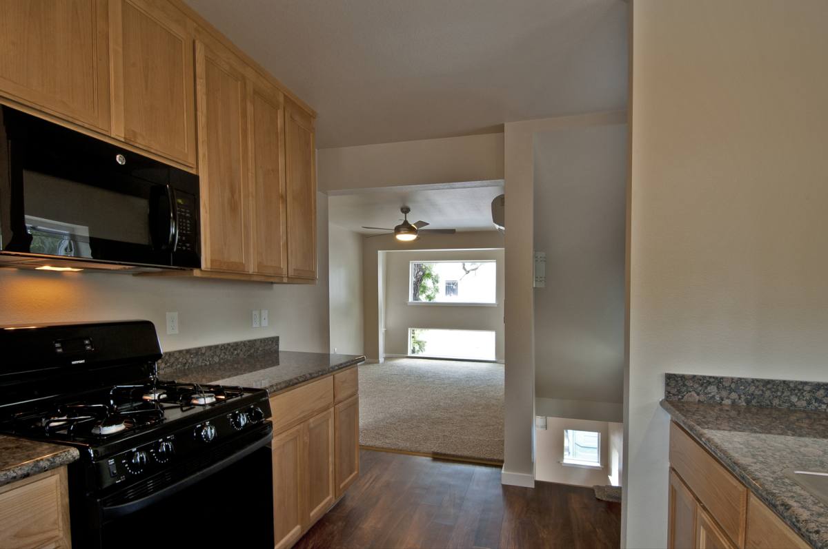 Townhouse for rent at 840 W 6th St, Chico, CA 95928