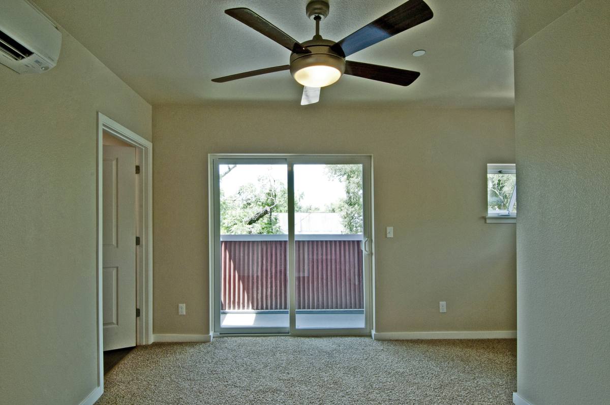 Townhouse for rent at 840 W 6th St, Chico, CA 95928