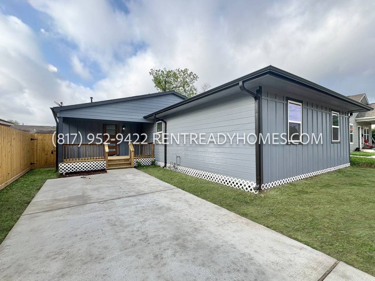 House for rent at 1416 Fairbanks St, Houston, TX 77009