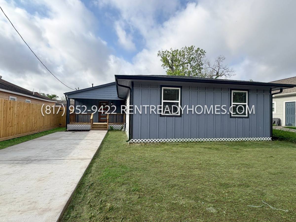 House for rent at 1416 Fairbanks St, Houston, TX 77009