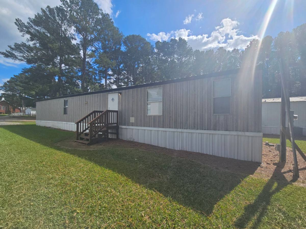 House for rent at 90 Craft Lane, Sanford, NC 27330