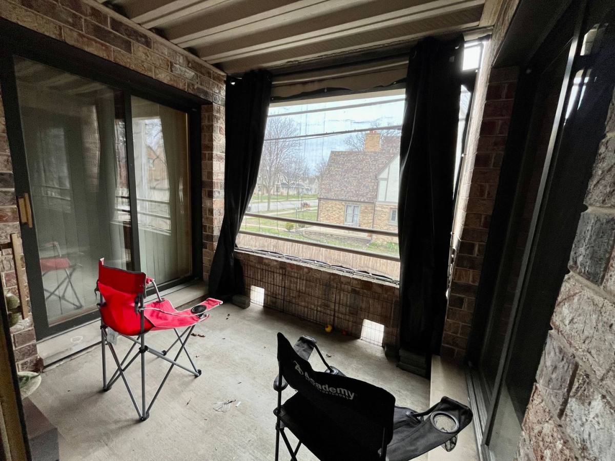 Apartment for rent at 5200 N Diversey, Milwaukee, WI 53217