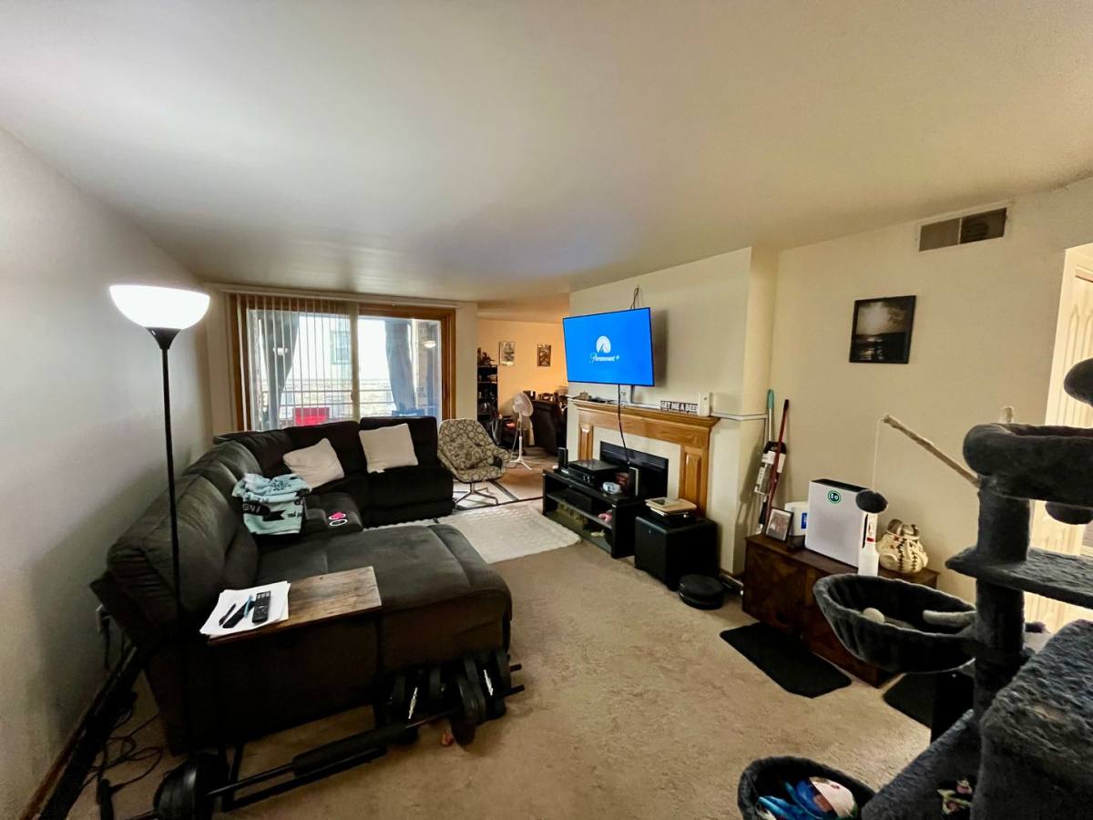 Apartment for rent at 5200 N Diversey, Milwaukee, WI 53217