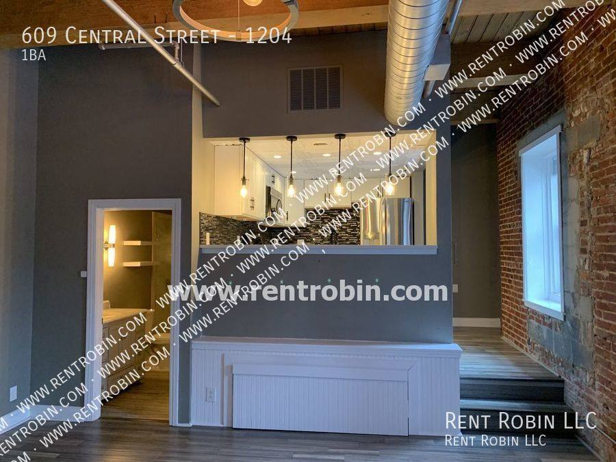 Condo for rent at 609 Central St #1204, Kansas City, MO 64105