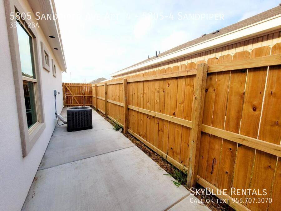 Apartment for rent at 5805 Sandpiper Ave #4, McAllen, TX 78503