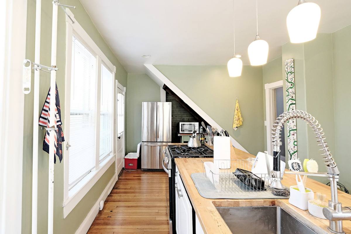 Apartment for rent at 625 Ridge St, Charlottesville, VA 22902