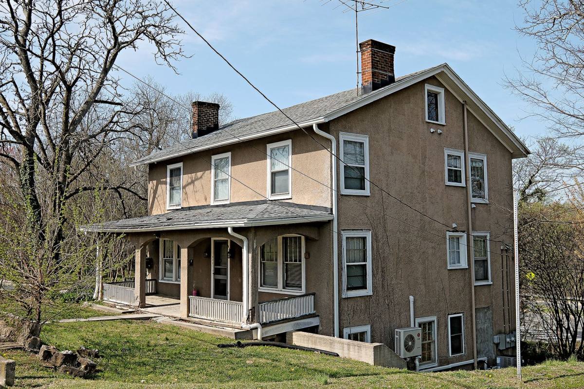 Apartment for rent at 625 Ridge St, Charlottesville, VA 22902