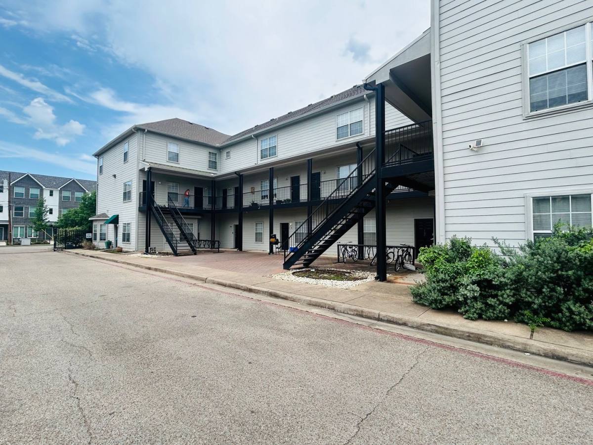 Apartment for rent at 1625 S 10th St, Waco, TX 76706