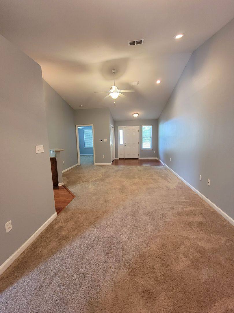 Townhouse for rent at 1659 Quazar Rd, Tallahassee, FL 32311