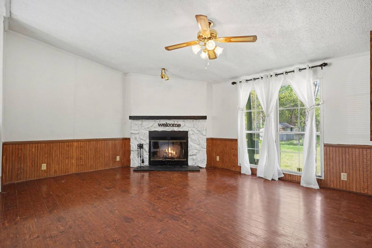 House for rent at 4705 Pearl Rd, Raleigh, NC 27610