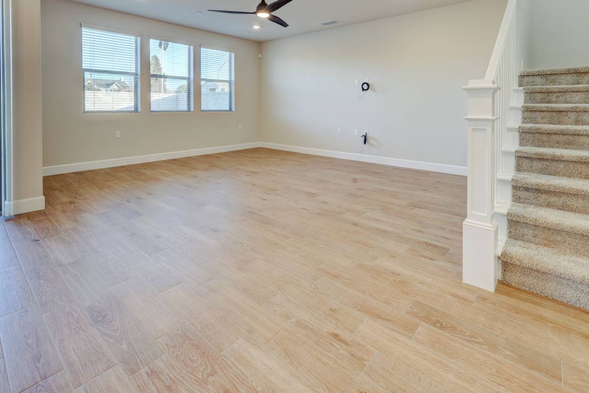 House for rent at 8660 N Haring Dr, Fresno, CA 93720