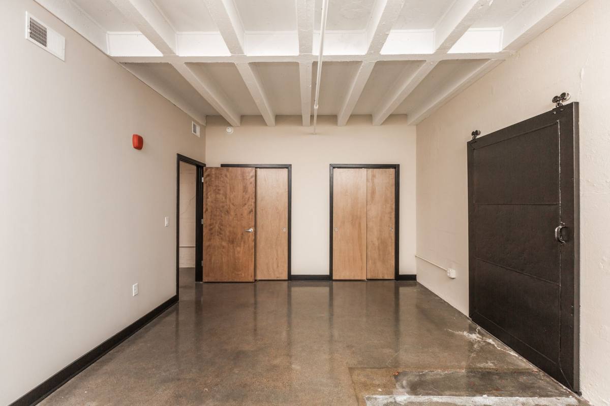 Apartment for rent at 1401 E 10th St, Indianapolis, IN 46201