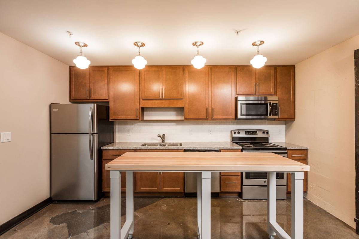 Apartment for rent at 1401 E 10th St, Indianapolis, IN 46201