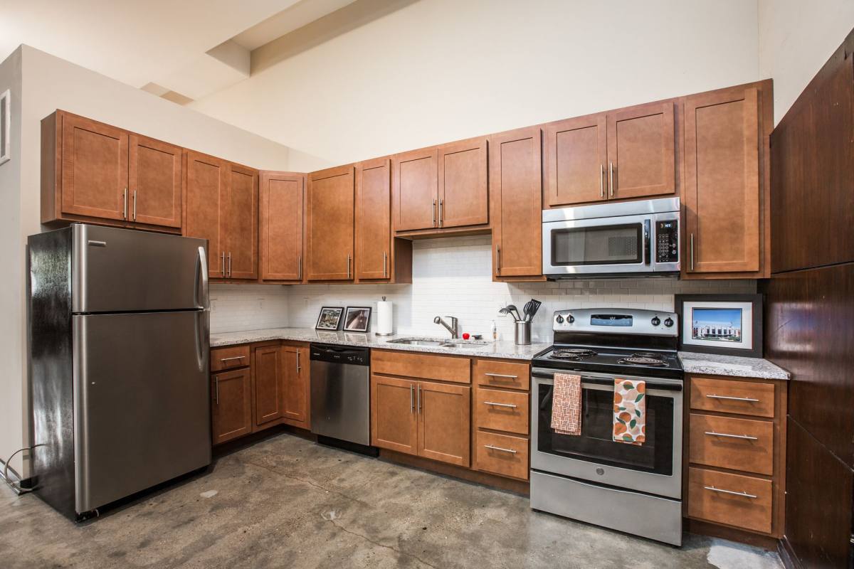 Apartment for rent at 1401 E 10th St, Indianapolis, IN 46201