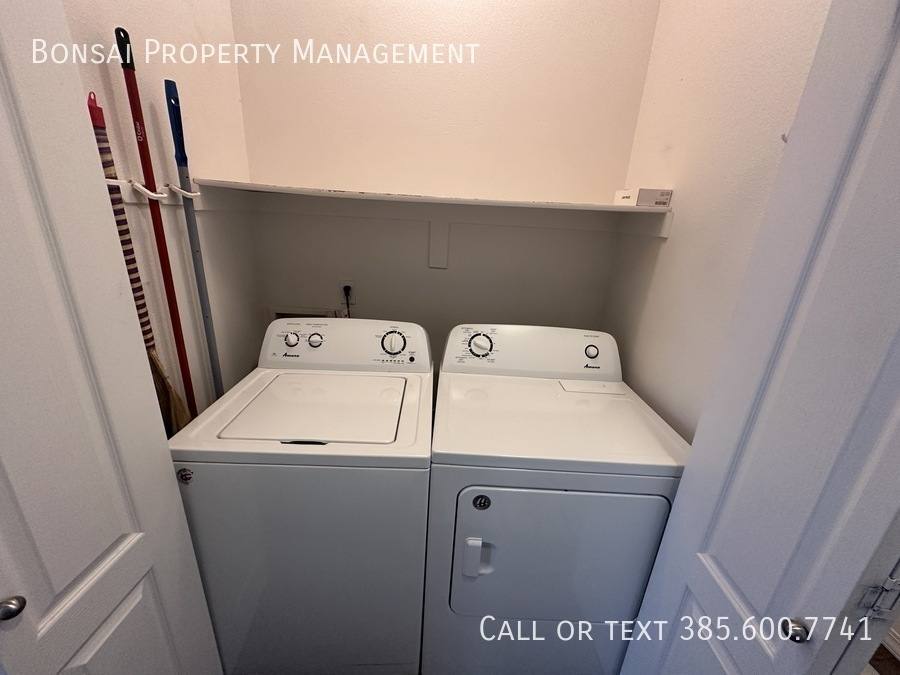 Townhouse for rent at 3854 W Garonne Ave, West Jordan, UT 84088