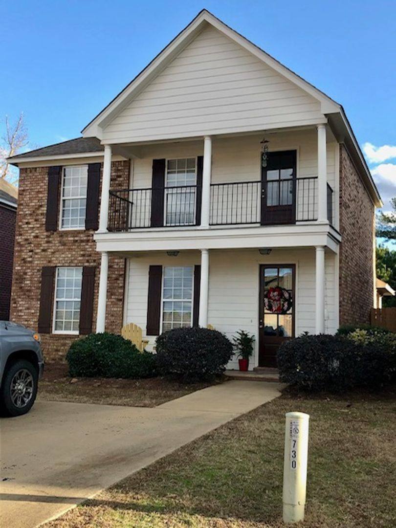 Townhouse for rent at 732 Southpoint Loop, Oxford, MS 38655