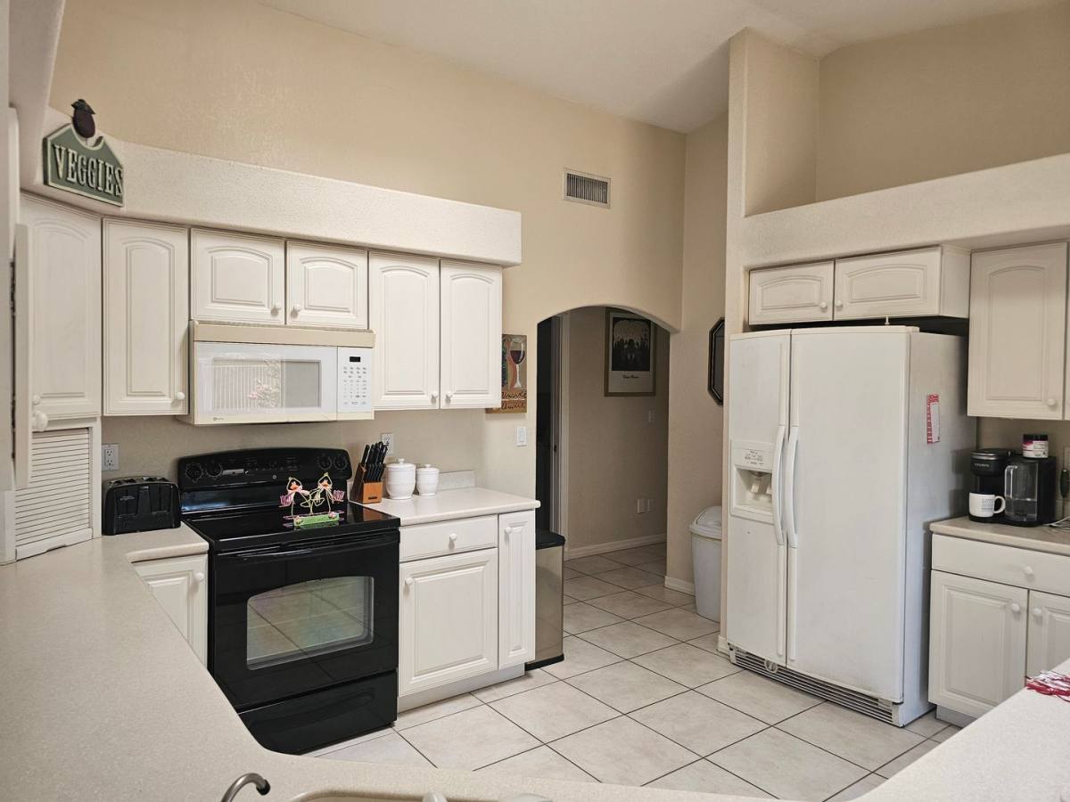 House for rent at 705 Armour Dr, Lake Havasu City, AZ 86406
