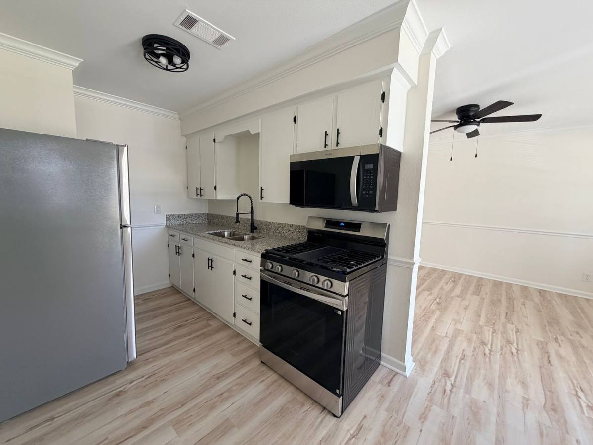 Apartment for rent at 214 N Fillmore St, Little Rock, AR 72205