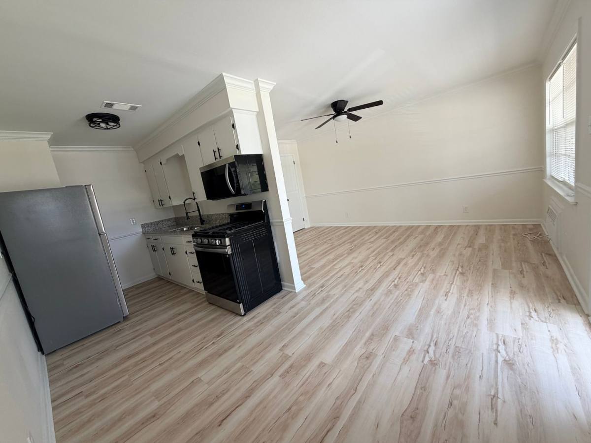 Apartment for rent at 214 N Fillmore St, Little Rock, AR 72205