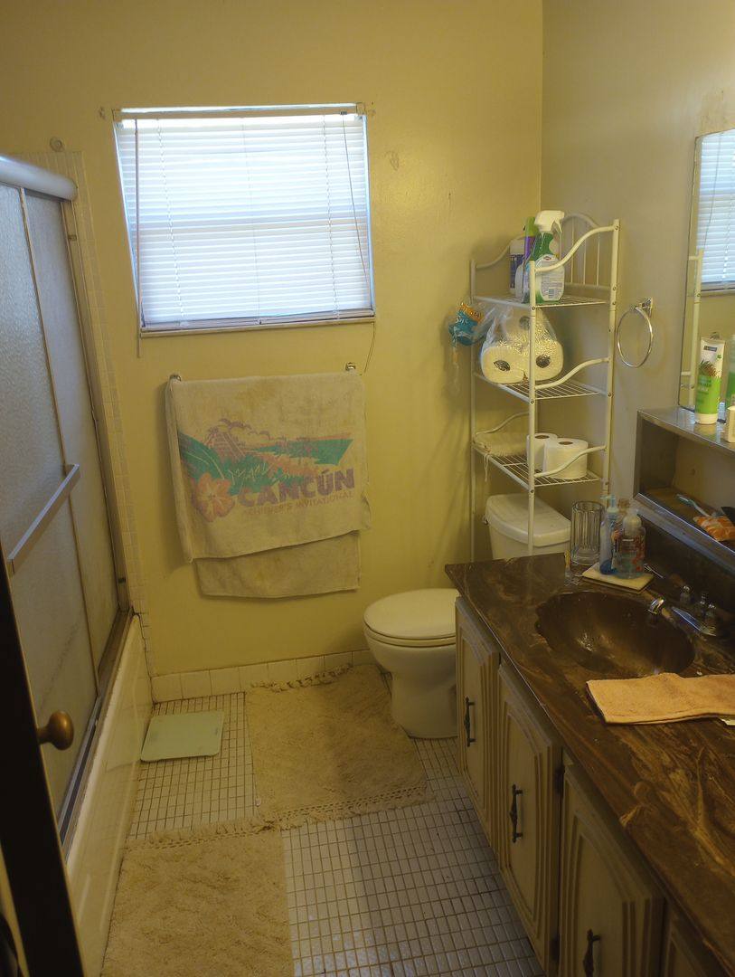 Condo for rent at 613 SW 75th St #111, Gainesville, FL 32607