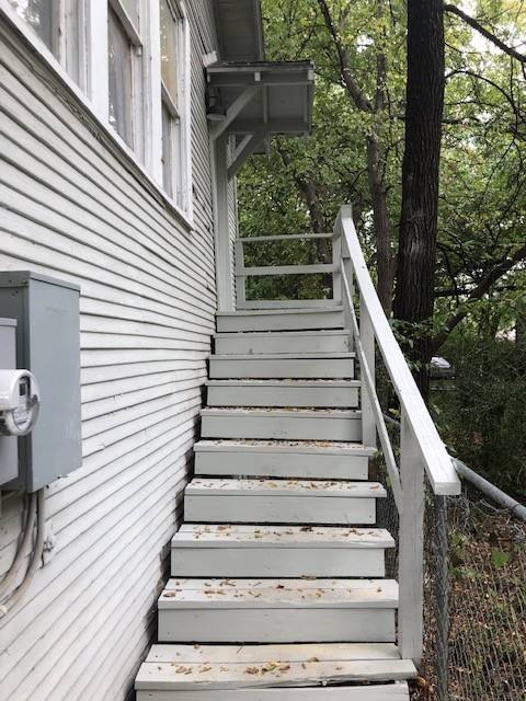 Apartment for rent at 410 1 2 W Congress St, Denton, TX 76201