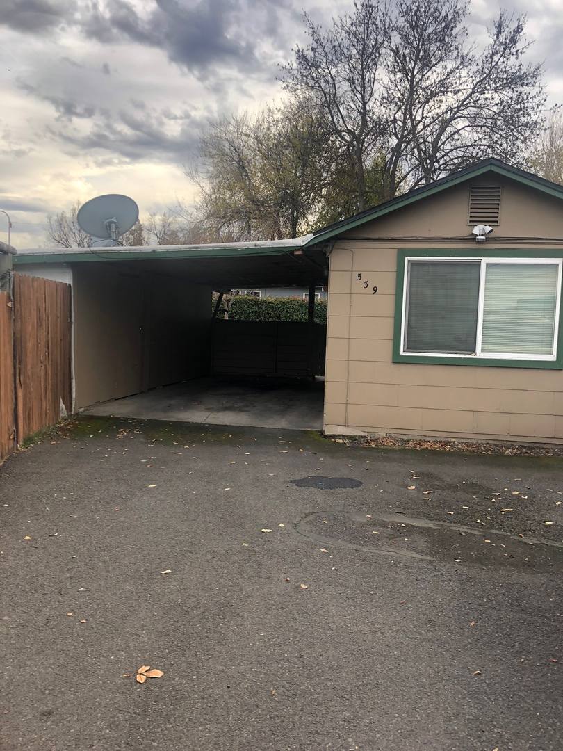 Apartment for rent at 922 Stevens St, Medford, OR 97501