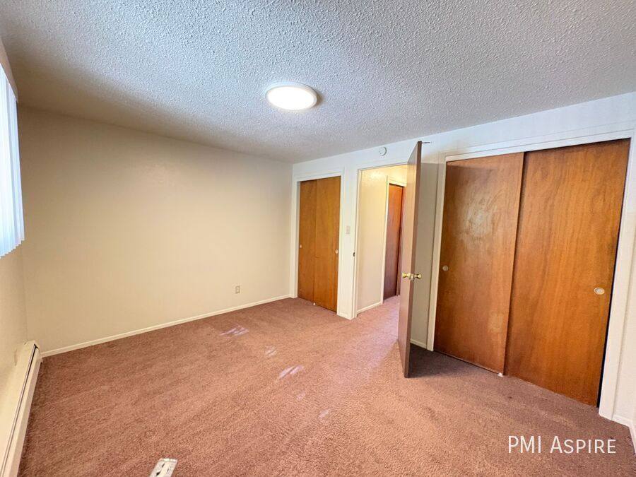 Apartment for rent at 1050 17th Ave #11, Longmont, CO 80501