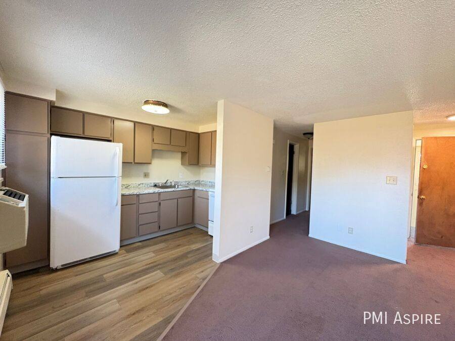 Apartment for rent at 1050 17th Ave #11, Longmont, CO 80501