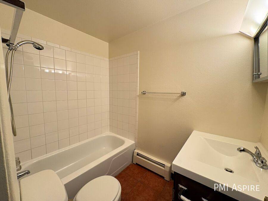 Apartment for rent at 1050 17th Ave #11, Longmont, CO 80501