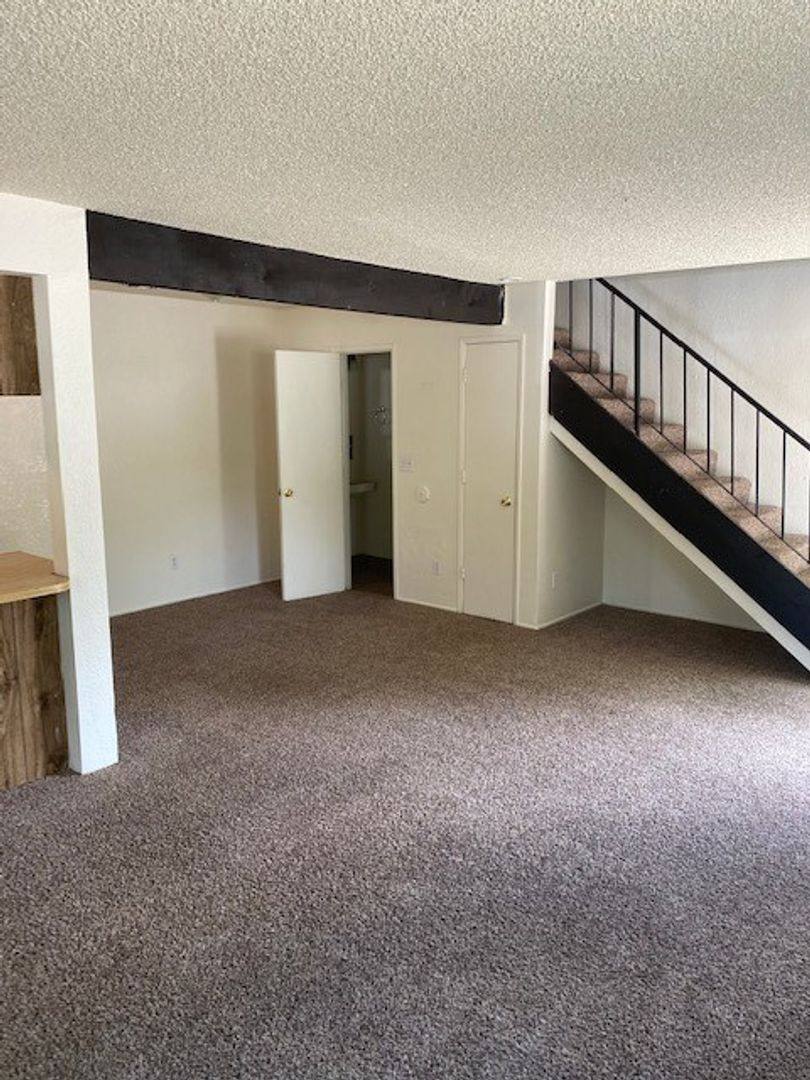 Apartment for rent at 2766 Oak St 1-4, Anderson, CA 96007