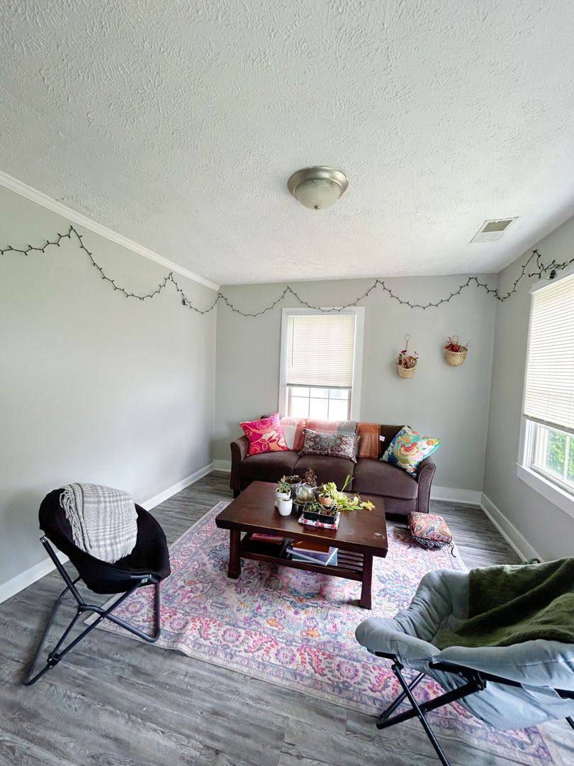 House for rent at 609 Addison Ave, Lexington, KY 40504