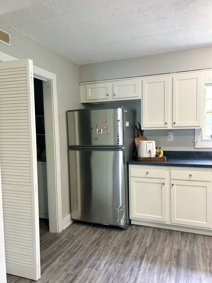 House for rent at 609 Addison Ave, Lexington, KY 40504