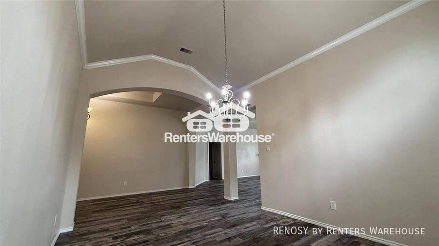 House for rent at 13615 Evening Wind Dr, Pearland, TX 77584