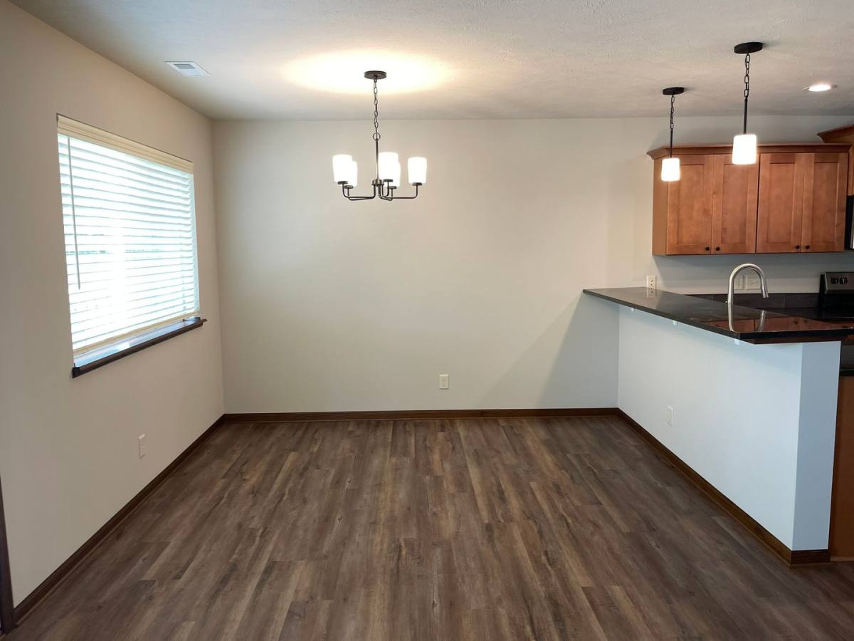 Apartment for rent at 88th & Holdrege, Lincoln, NE 68505