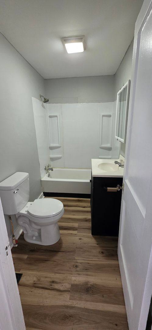 Apartment for rent at 233 W School St, Anderson, IN 46012