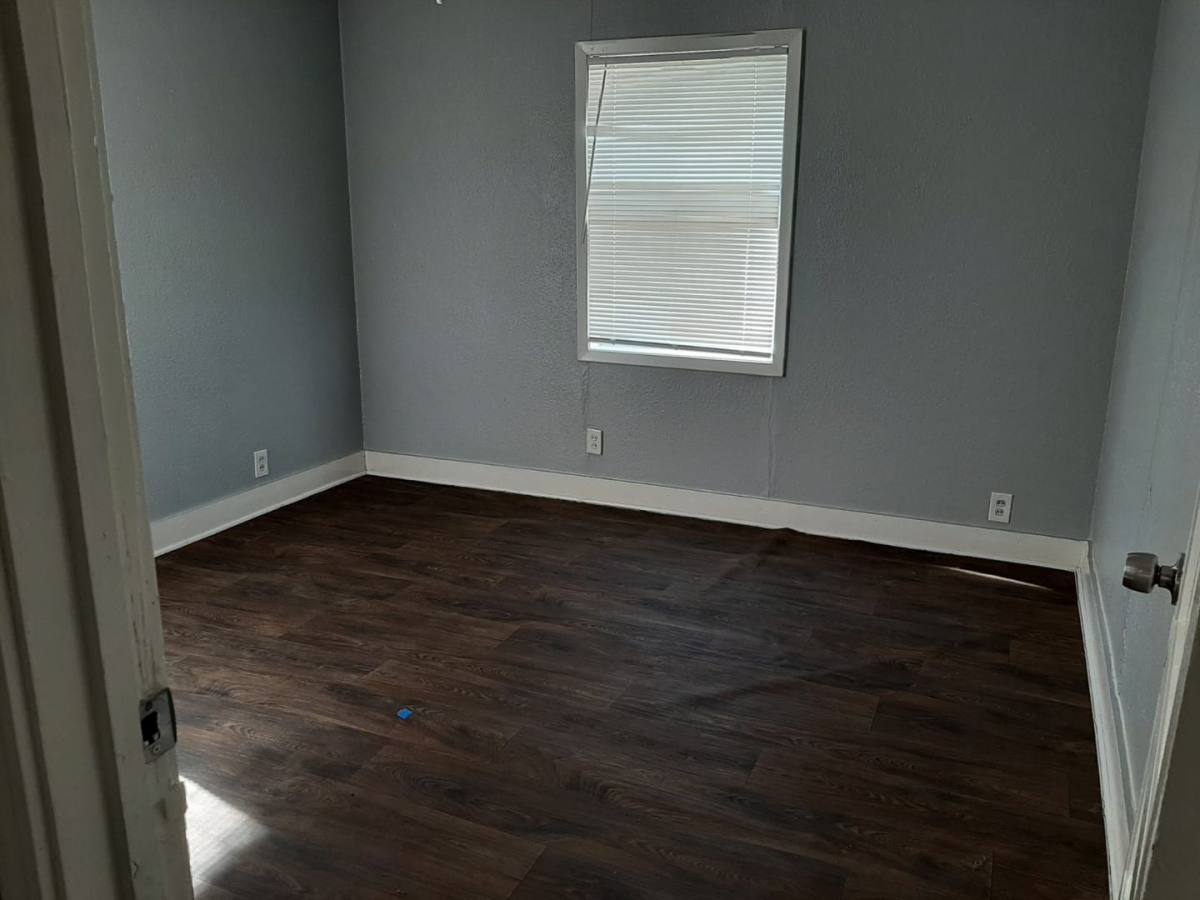 House for rent at 1711 N 11th St, Orange, TX 77630