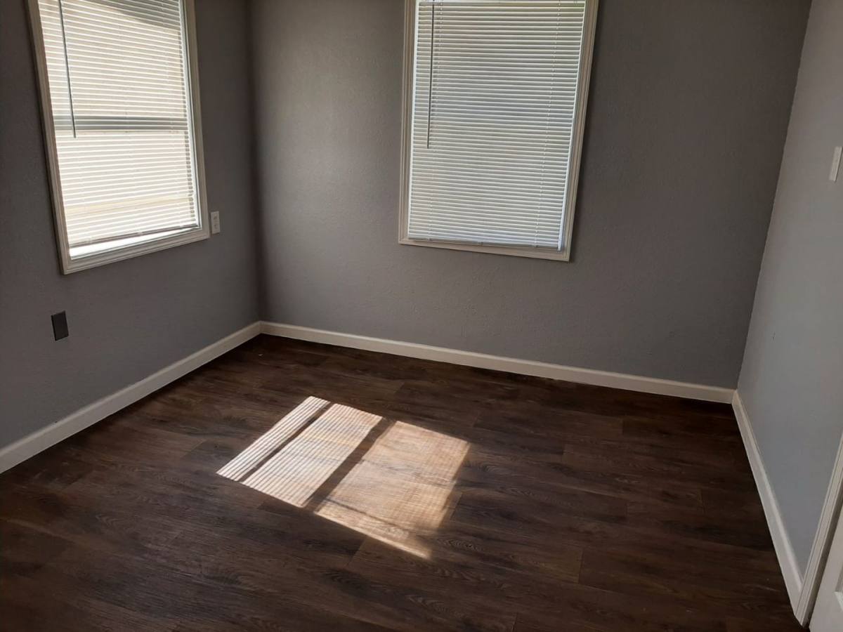 House for rent at 1711 N 11th St, Orange, TX 77630