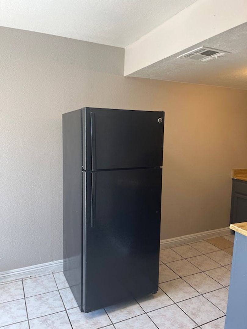 Apartment for rent at 4344 N Vornsand Dr, Las Vegas, NV 89115