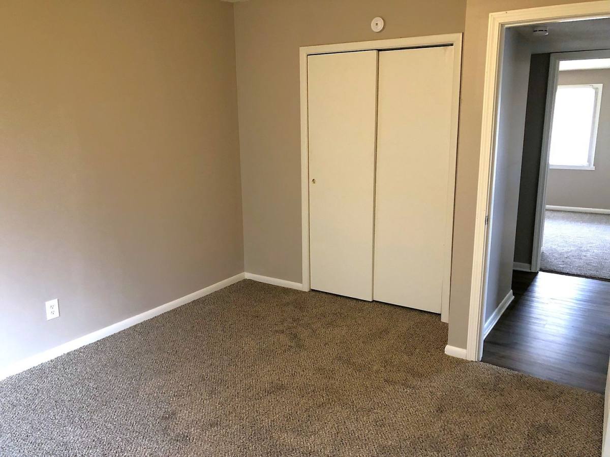 Apartment for rent at 709 N 13th Terrace, Leavenworth, KS 66048