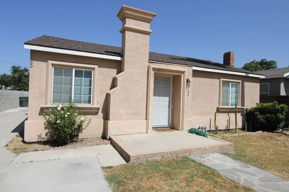 Apartment for rent at 3701 Mintern St, Jurupa Valley, CA 92509