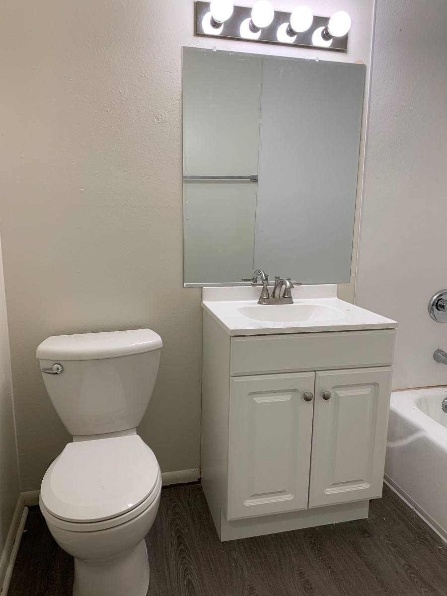 Apartment for rent at 1731 High St, Des Moines, IA 50309