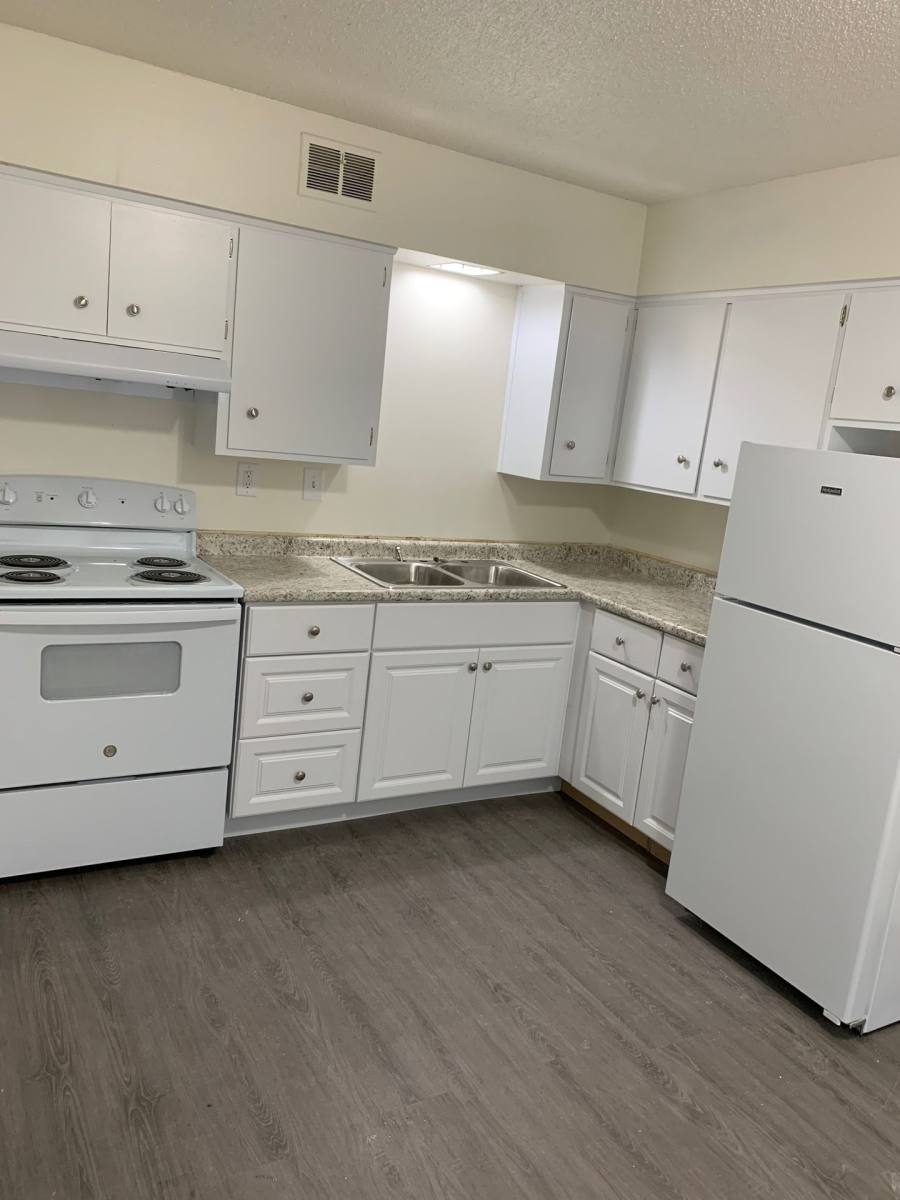 Apartment for rent at 1731 High St, Des Moines, IA 50309