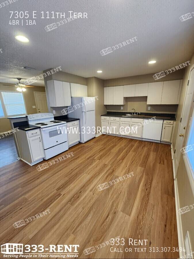 House for rent at 7305 E 111th Terrace, Kansas City, MO 64134