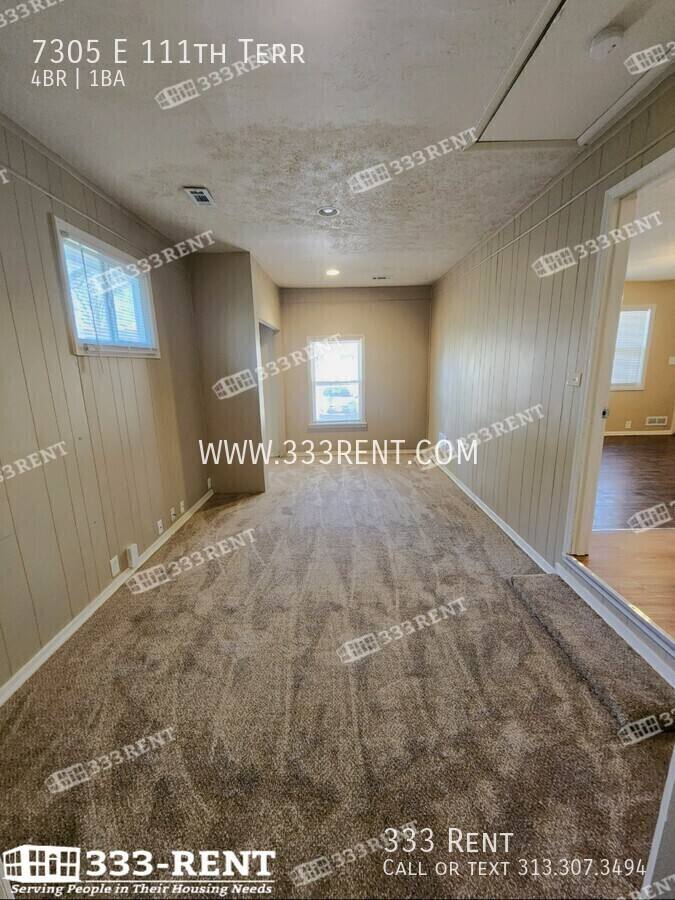House for rent at 7305 E 111th Terrace, Kansas City, MO 64134