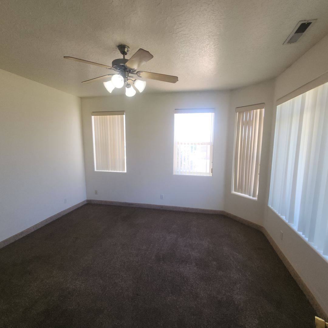 House for rent at 42 N Eastridge Dr, Saint George, UT 84790