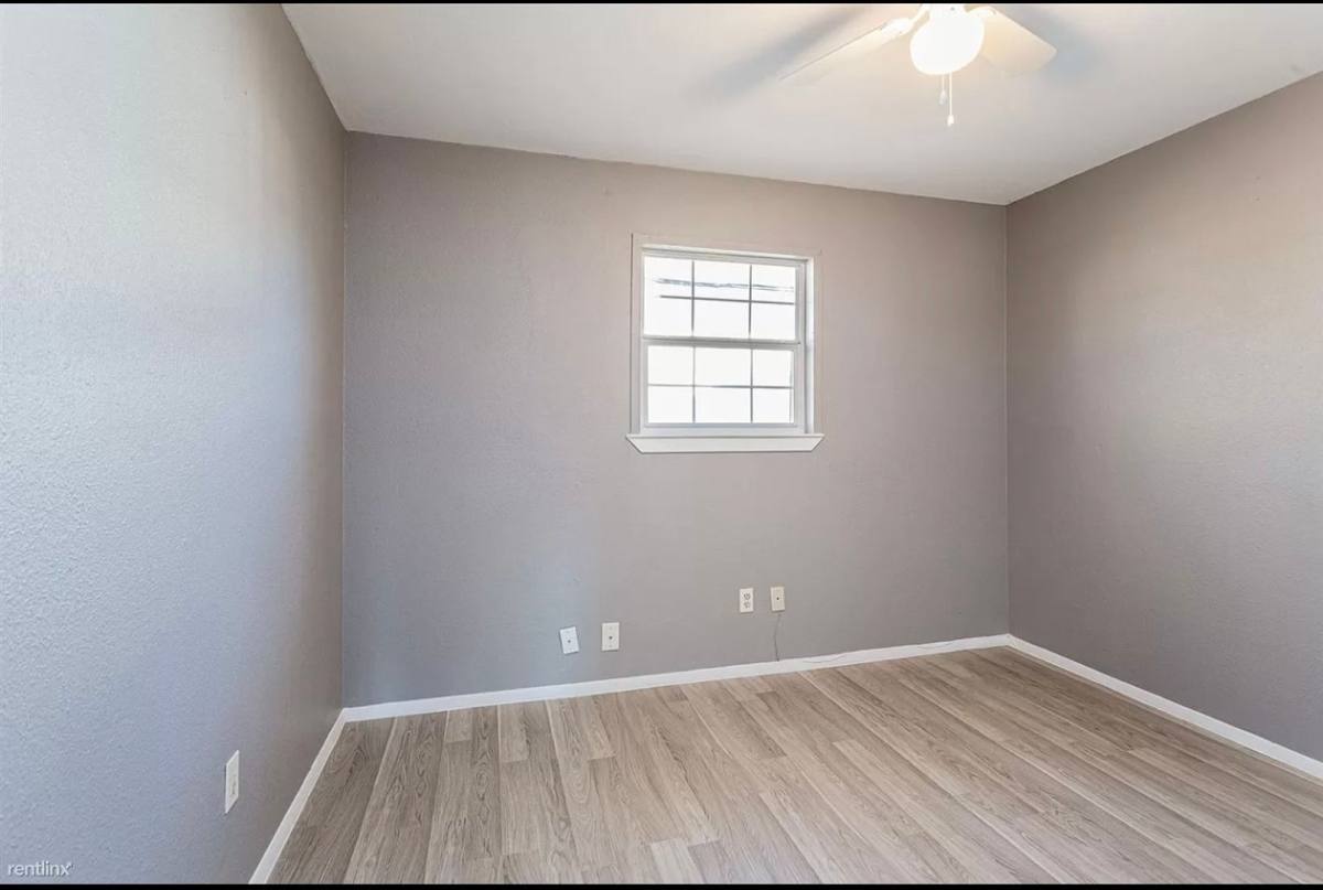 Apartment for rent at 4900 E Stassney Lane, Austin, TX 78744