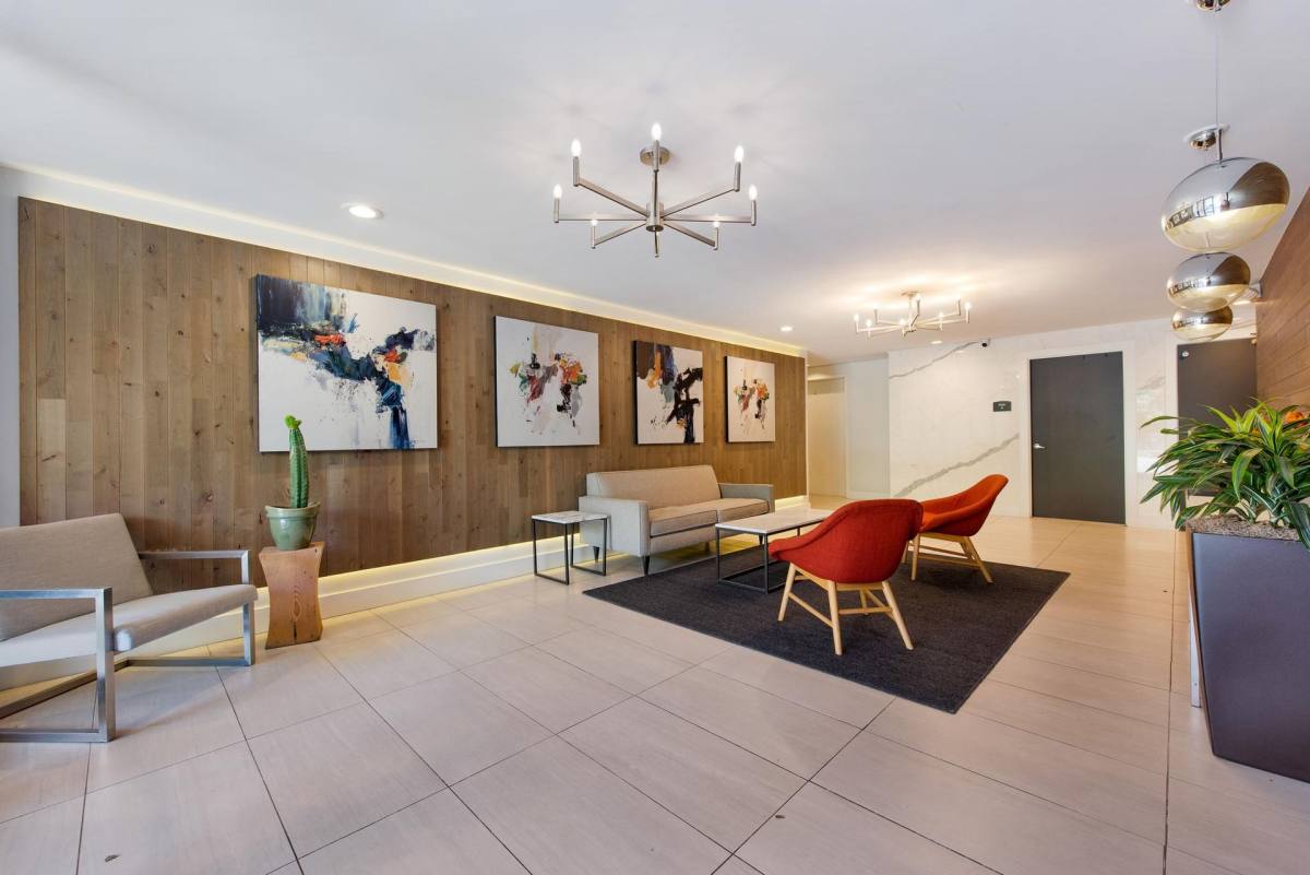 Apartment for rent at 411 W Republican St, Seattle, WA 98119