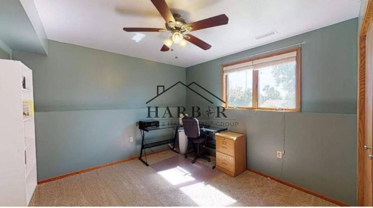 House for rent at 3814 10th Ave SW, Rochester, MN 55902